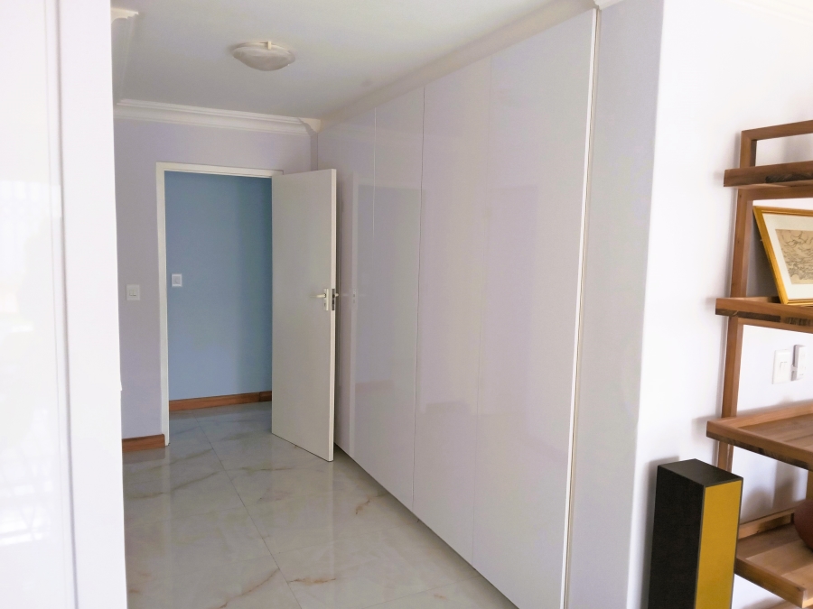 To Let 4 Bedroom Property for Rent in Greenways Golf Estate Western Cape
